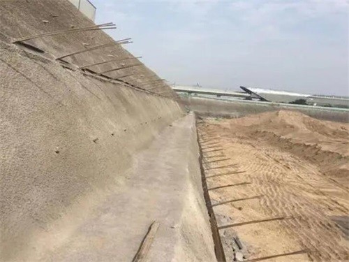 南岔河道边坡加固
